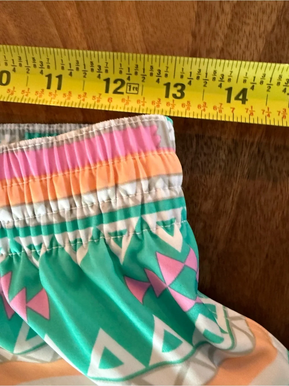 Chubbies Aztec Swim Trunks Mens Small 7 Inch Inseam Lined Swim Shorts